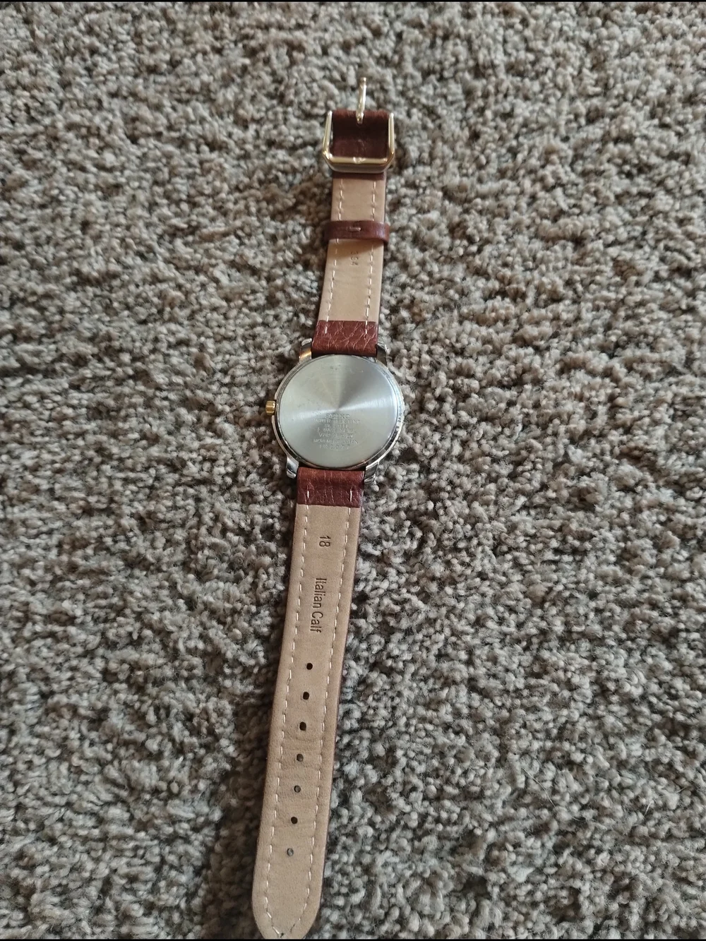Vintage Seiko Classic Brown Leather Strap Watch with Gold-Tone Bezel